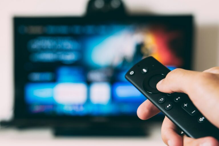 A Fan of Captivating Performances PlutoScreen