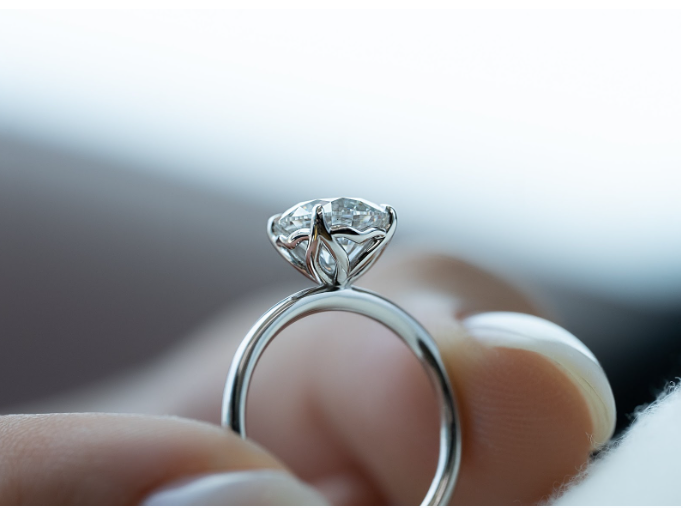 The Rising Popularity of Minimalist Engagement Rings and Why Less Is Truly More